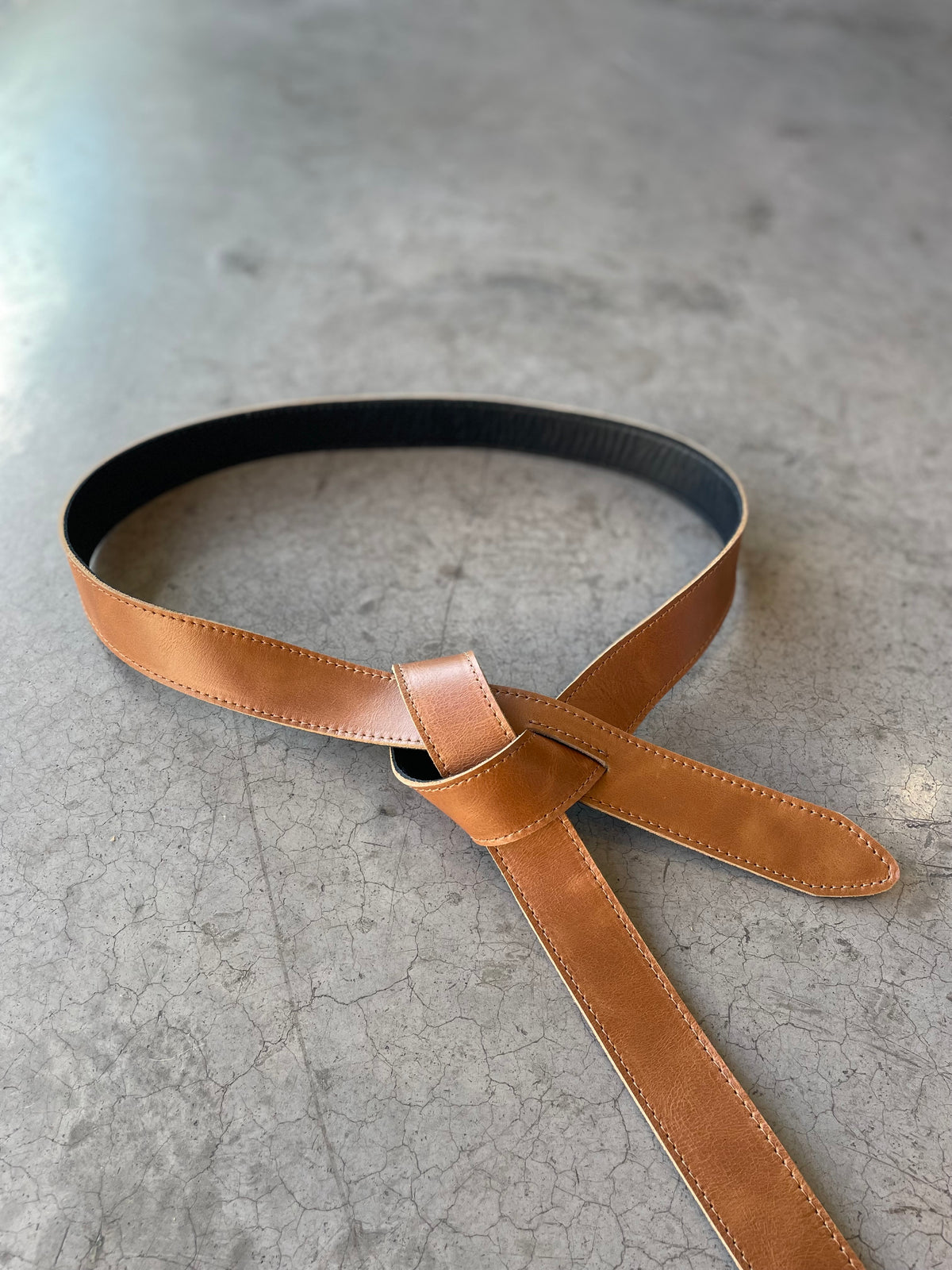 Narcisse Reversible Belt Camel-Black 100% Leather