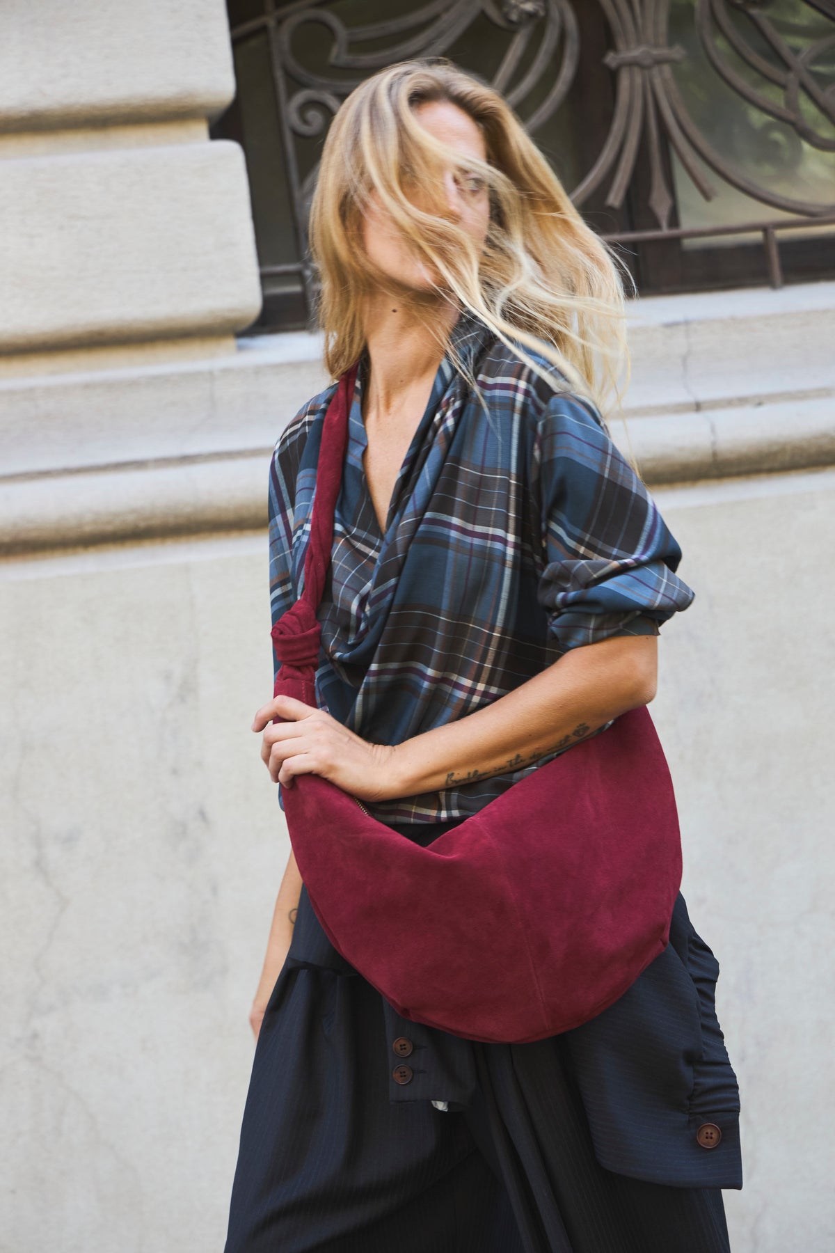 Cartera Brume 100% Gamuza Guinda