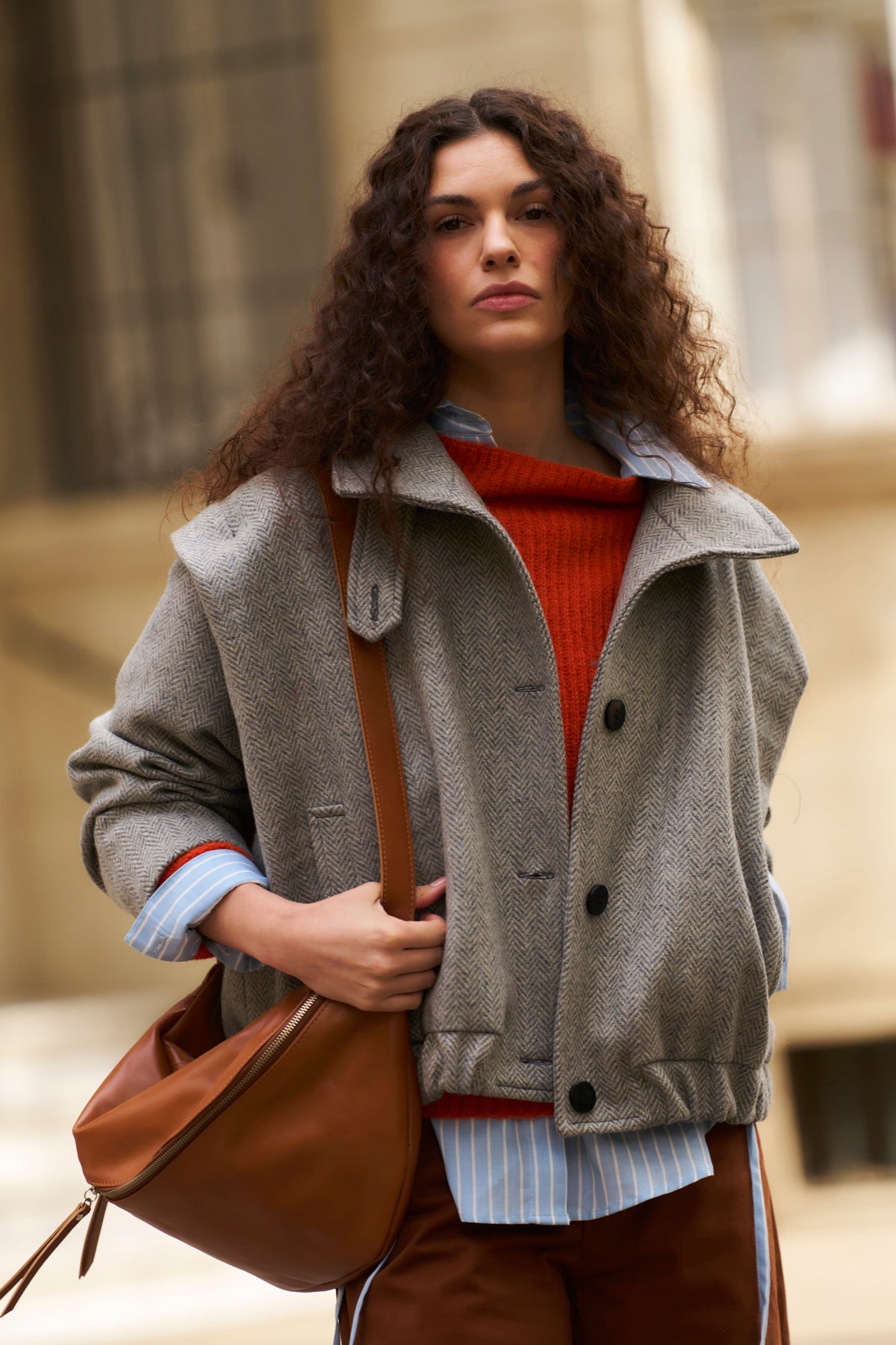 Marion Banana Bag 100% Camel Leather