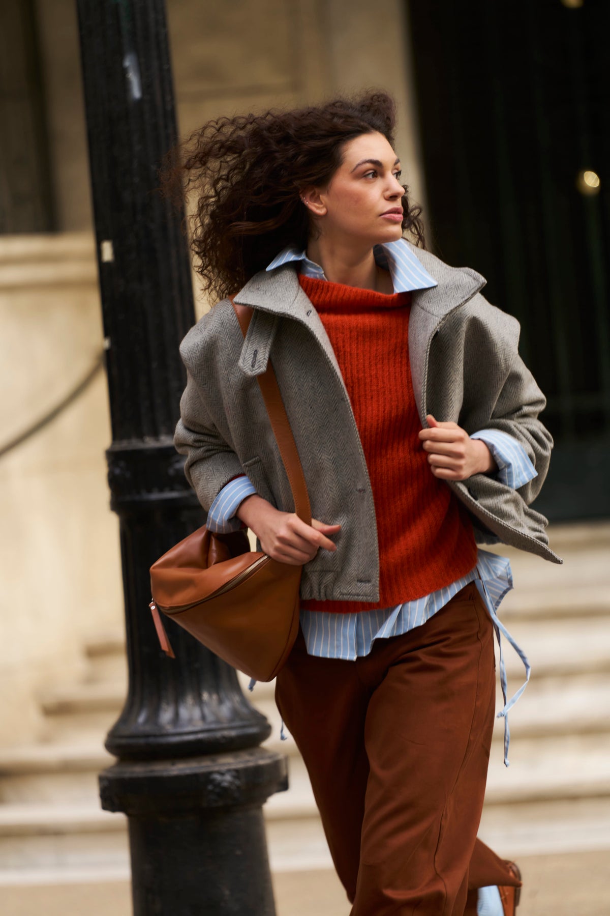 Marion Banana Bag 100% Camel Leather