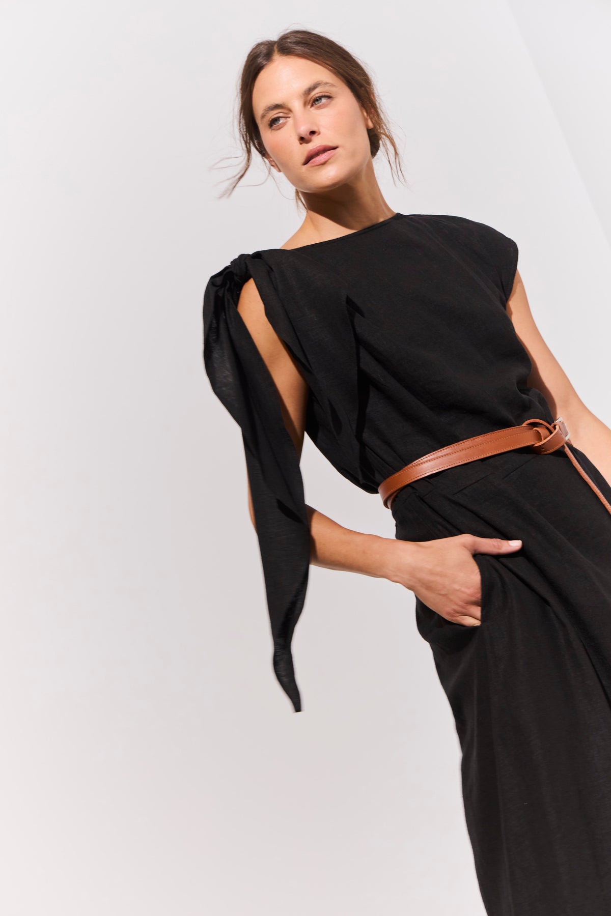 Vestido Nudo Ondine Lino Negro