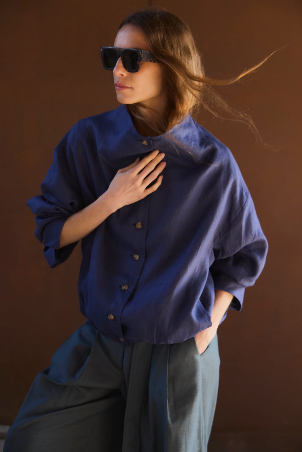 Bomber Nacre 100% Lino Azul