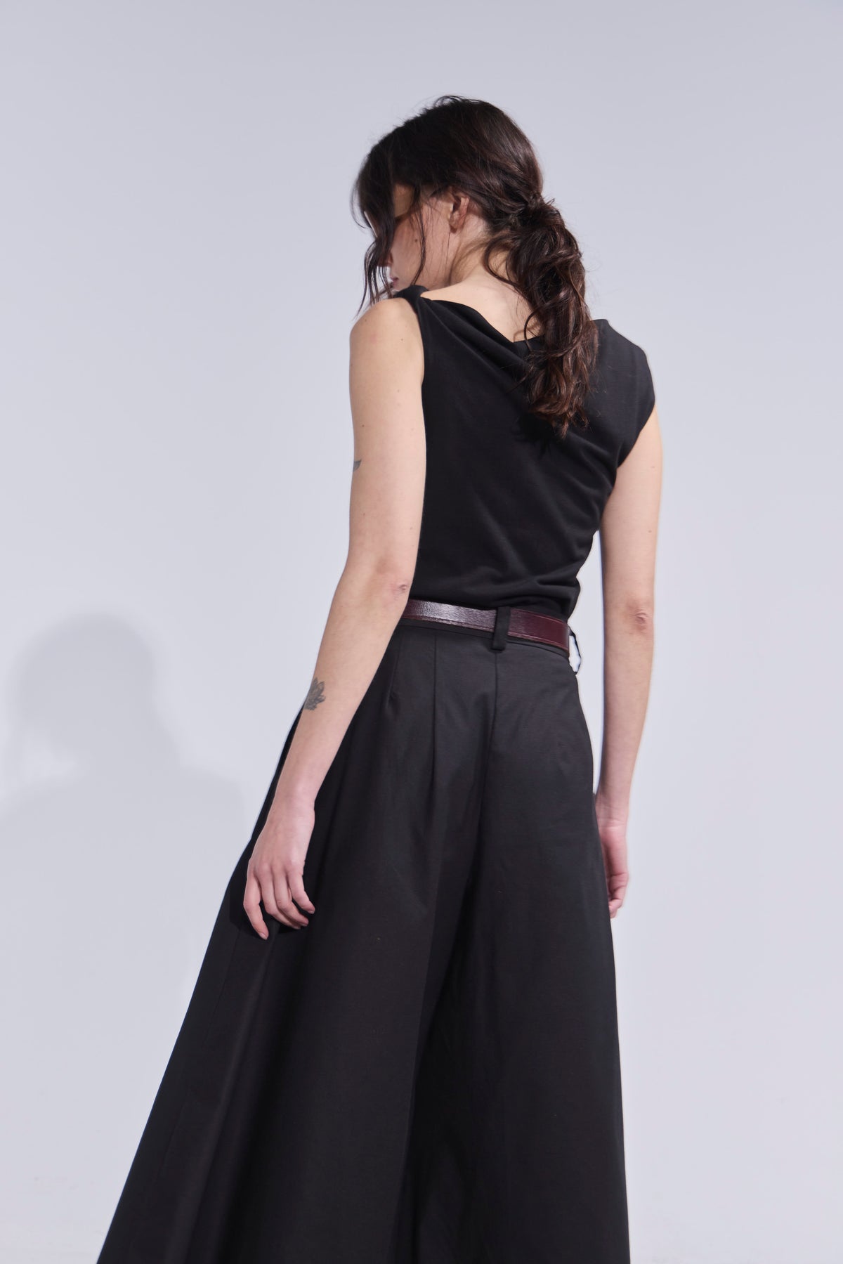 Top Alenvers Algodón Negro