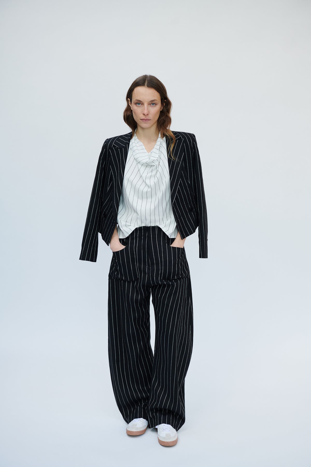 Blazer Mosela Lino Listado Negro | Limited Edition