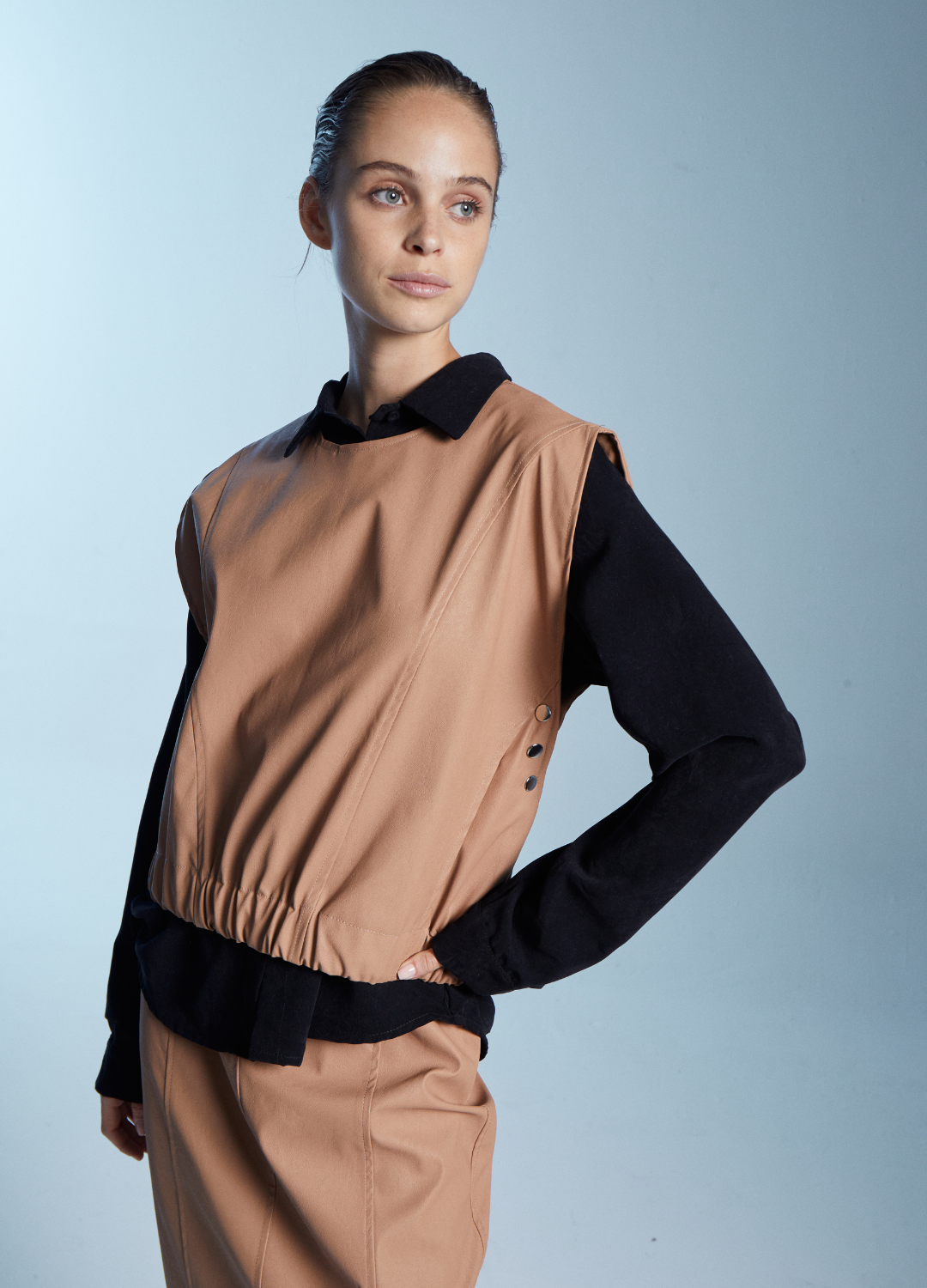 Top Manan Faux Leather Camel